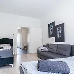 Lovely 2Br Apt 15 Min From City Centre In Vienna