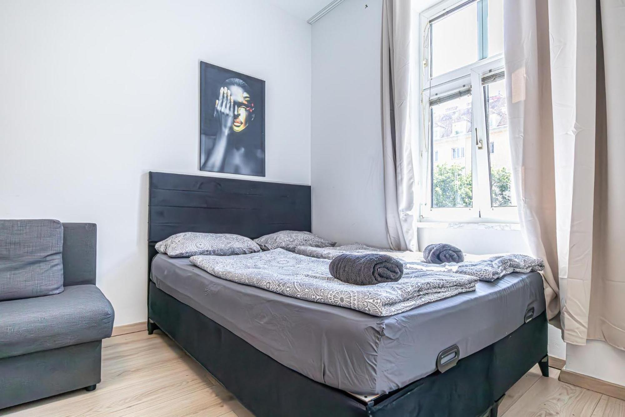 Lovely 2br 15 Min From Centre In Apartment