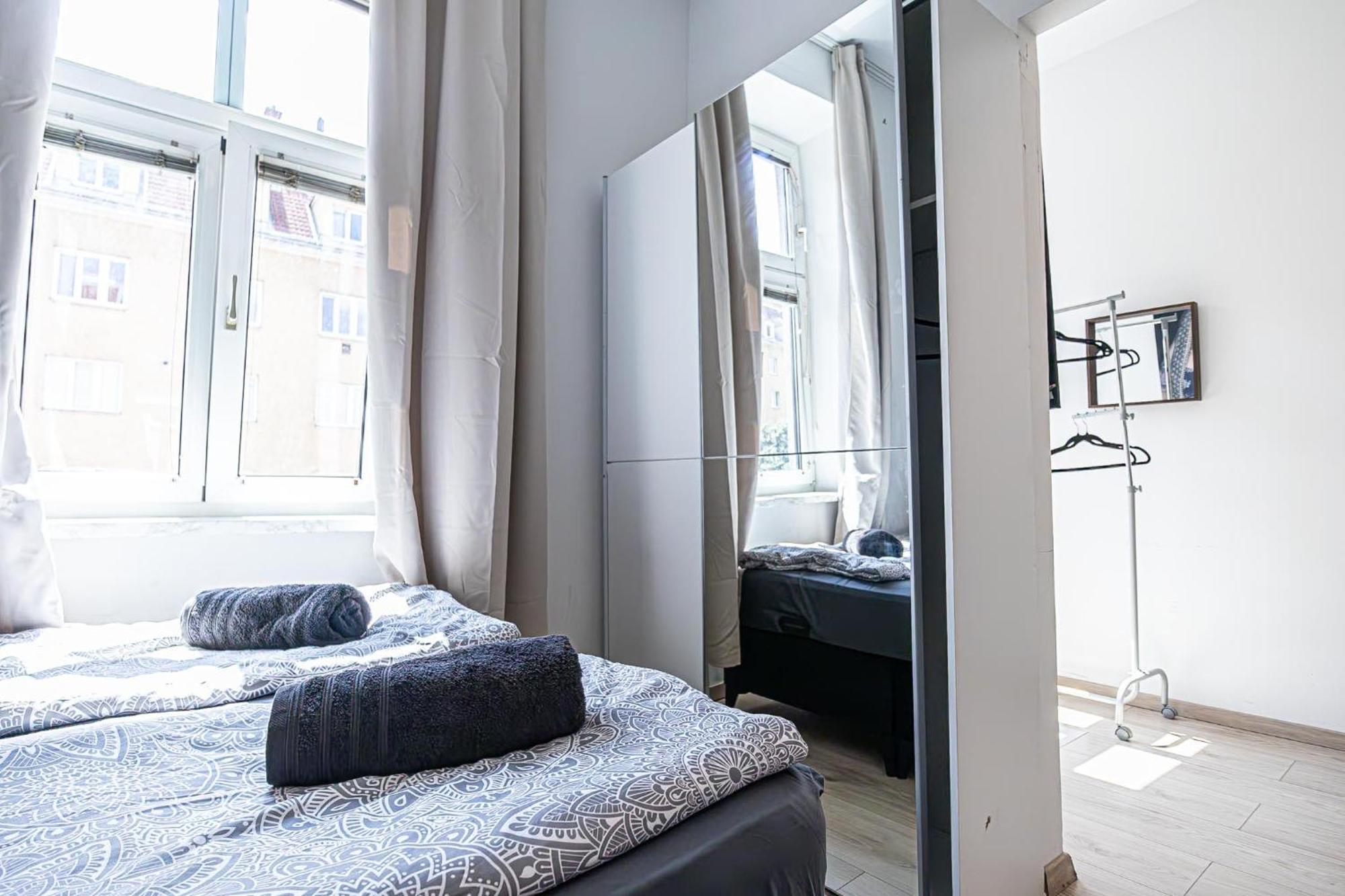 Lovely 2br 15 Min From Centre In Apartment *