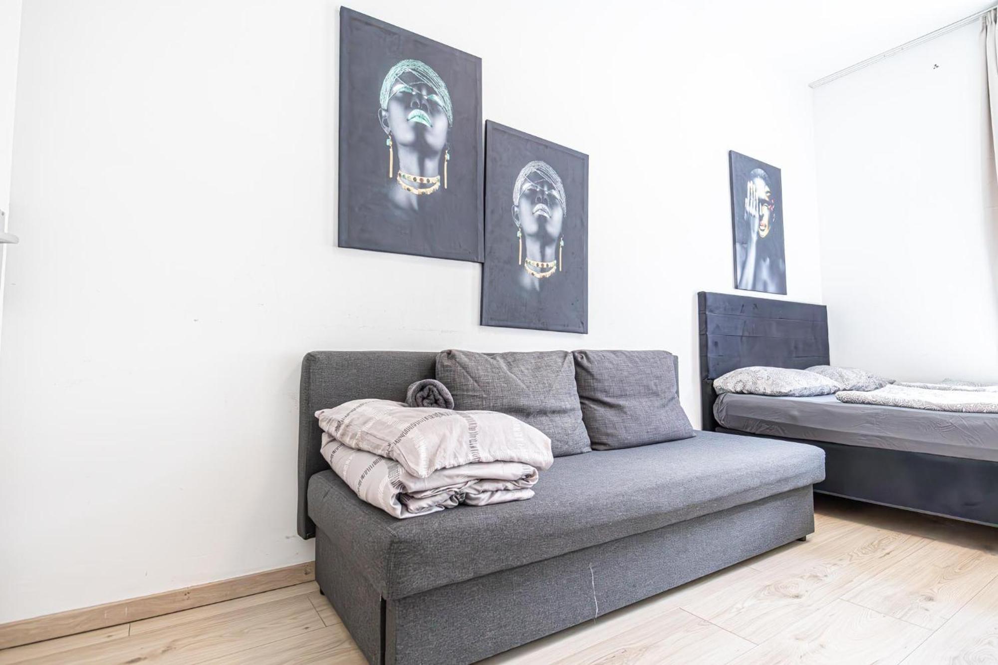 Apartment Lovely 2br 15 Min From Centre In *